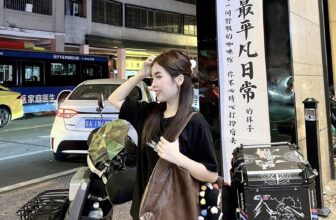 [🆕🇻🇳]  Mây Mây Kids – Cửa hàng quần áo 🧑‍🧒❤️️👶⭐️ Đừnggg nhìnnn ảnhhh emm ạ,e chỉ muốnnn nóiii túiii tote e có bánnnn,ôiii siêuuu đẹppp í mng ơiii huhu e mag đi khắp gz lun:))))Túi có 3 màu đen,nâu như  , shares-0✔️ , likes-9❤️️ , date-2024-08-11 22:01:40🇻🇳🇻🇳🇻🇳📰🆕