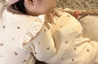 [🆕🇻🇳]  BapBap Babi – 𝒜𝓁𝓁𝒻ℴ𝓇𝒷𝒶𝒷𝓎 #𝒦ℴ𝓇ℯ𝒶𝒮𝓉𝓎𝓁ℯ 🧑‍🧒❤️️👶⭐️ 𝓑𝓢𝓣 𝓒𝓛𝓐𝓡𝓐 & 𝓛𝓐𝓤𝓡𝓐
HÀNG ODER  Set newborn kèm mũ: 0~3m (dưới 6kg)
Suit kèm quần: 6m,12m,18m
Bộ rời áo & quần: XS,S,M,L,XL
Mũ xoắn: Fr , shares-0✔️ , likes-0❤️️ , date-2024-08-19 15:11:54🇻🇳🇻🇳🇻🇳📰🆕