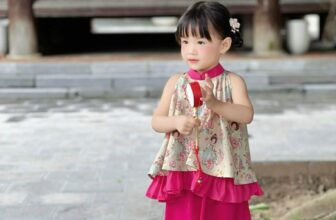 [🆕🇻🇳] Shop Mẹ Nấm – Chuyên hàng Trẻ em Thiết kế và nhập khẩu 🧑‍🧒❤️️👶⭐️ Về thêm bù hàng và có thêm màu mới siu xinh ạ. 𝐆𝐨̣𝐢 𝐞𝐦 𝐥𝐚̀ 𝐜𝐡𝐢𝐞̂́𝐜 đ𝐞̀𝐧 𝐨̂𝐧𝐠 𝐬𝐚𝐨
𝐕𝐢̀ 𝐧𝐡𝐢̀𝐧 𝐞𝐦 𝐜𝐡𝐢̉ 𝐦𝐮𝐨̂́𝐧 𝐫𝐮̛𝐨̛́𝐜
Em bé hoa cute hột me hottrend mới nh , shares-0✔️ , likes-3❤️️ , date-2024-08-21 13:19:48🇻🇳🇻🇳🇻🇳📰🆕