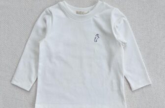 [🆕🇻🇳] THE OFFICIAL MACRO & MICRO BABIES CLOTHES 😎❤️️⭐️ HOT DEAL TODAY  Chiếc áo phông dài tay thêu cá ngựa với chất liệu 100% Comb Cotton nên vải cực kì mềm mịn và thoải mái.
Nhà Cá Ngựa còn mỗi sz 1y và 2y
, shares-1✔️ , likes-2❤️️ , date-2024-08-23 15:35:18🇻🇳🇻🇳🇻🇳📰🆕