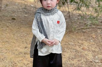 [🆕🇻🇳]  BB design – Chuyên đồ thiết kế dành cho mẹ và công chúa nhỏ 🧑‍🧒❤️️👶⭐️ HÀNG SẴN SHIP Hưởng ứng ngày lễ 2/9.. em lên set Bà bà xinh iu free thêu cả cờ ạ! Bảng size tham khảo: SizeXs: 6-8kg (80cm)
SizeS: 8-10kg (80-85cm)
SizeM , shares-0✔️ , likes-4❤️️ , date-2024-08-25 22:14:00🇻🇳🇻🇳🇻🇳📰🆕