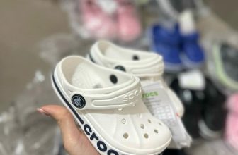 [🆕🇻🇳] Bống Kids : Quần áo trẻ em xuất xịn 🧑‍🧒❤️️👶⭐️
Thời tiết mưa nhiều các con đi học mã này thì chuẩn ý luôn ah
Mạnh dạn khẳng định múc được em này rẻ bèo luôn. Các chỗ khác bán cứ 2xx nhé. Cầm trên tay n , shares-0✔️ , likes-0❤️️ , date-2024-08-25 17:46:12🇻🇳🇻🇳🇻🇳📰🆕