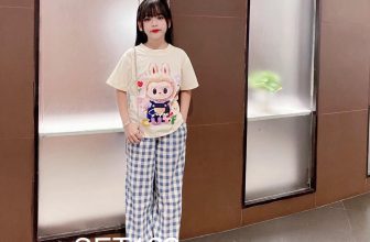 [🆕🇻🇳] Cherry Kids – Thời trang mẹ và bé 🧑‍🧒❤️️👶⭐️ Ra Mẫu Nào LaBuBu Cũng Hot Dã Man
Set bộ Labubu cute + quần xuông kẻ vừa xinh vừa mát đáng iu cho Bé
size ( 18 – 44kg)
, shares-1✔️ , likes-160❤️️ , date-2024-08-25 00:49:58🇻🇳🇻🇳🇻🇳📰🆕