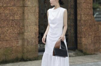 [🆕🇻🇳] OnmeLocal – 𝐒𝐨𝐦𝐞𝐭𝐡𝐢𝐧𝐠 𝐀𝐛𝐨𝐮𝐭 𝐋𝐢𝐧𝐞𝐧 𝐁𝐲 𝐎𝐍𝐌𝐄 – 𝐃𝐞𝐬𝐢𝐠𝐧 𝐈𝐧 𝐁𝐢𝐧𝐡 𝐃𝐮𝐨𝐧𝐠,𝐕𝐢𝐞𝐭𝐧𝐚𝐦 👕 Top1Fashion 👗  Yugen Dress, mọi sự tối giản thì luôn bền vững. Với thời trang cũng thế, một chiếc váy linen trắng cổ đổ dáng dài, kín đáo và thanh lịch là món đồ luôn có  , shares-9✔️ , likes-70❤️️ , date-2024-08-24 03:04:22🇻🇳🇻🇳🇻🇳📰🆕