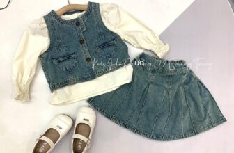 [🆕🇻🇳]  Kids Hà Phương – 172 Quang Trung – Chuyên quần áo trẻ em hàng Quảng Châu, hàng xuất Hàn cho bé 🧑‍🧒❤️️👶⭐️ trời thu xanh ngắt một màu
Bao giờ mình có thể giàu đây ta  Sz nhí 80-120
Set 3 chi tiết , bò mềm sụn   #KidsHàPhương
#set3ct
#hmv2024
, shares-0✔️ , likes-8❤️️ , date-2024-08-26 13:43:39🇻🇳🇻🇳🇻🇳📰🆕