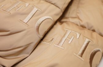 [🆕🇻🇳] KIZZO SHOP – Quần Áo Trẻ Em Xuất Khẩu 😎❤️️⭐️  Siêu phẩm năm nay Có những chiếc áo mà không mua được sẽ tiếc lắm, hơn nữa chiếc áo này thuộc hàng top của hãng với giá hơn 10 triệu.  Nhìn nó ĐẸP DÃ MAN, , shares-0✔️ , likes-7❤️️ , date-2024-08-27 20:44:49🇻🇳🇻🇳🇻🇳📰🆕