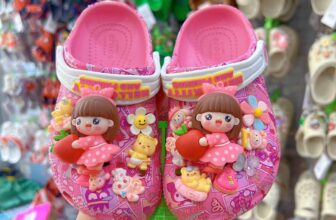 [🆕🇻🇳]  Aiko Kids – Thời Trang Cho Bé – Cửa hàng chuyên dép sục, giày lười và phụ kiện, charm gắn dép 🧑‍🧒❤️️👶⭐️  Cro,,cs Trẻ Em – Sản phẩm đang được săn đón nhiều nhất trong #mùa_hè này!
Trả đơn đầu tuần nha Aiko kidsHãy cùng nhà Aiko tìm hiểu vê , shares-2✔️ , likes-4❤️️ , date-2024-08-26 02:59:37🇻🇳🇻🇳🇻🇳📰🆕