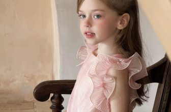 [🆕🇻🇳]  Cơm Tấm – Chuyên các sản phẩm cho bé 🧑‍🧒❤️️👶⭐️ Váy xinh cực xinhhh, nhẹ nhàng cho bé đi học đi chơi cũng oke nha các mẹ
Size: 2y-6y ~ 9-24kg
Giá: 310k
, shares-0✔️ , likes-1❤️️ , date-2024-08-28 15:21:02🇻🇳🇻🇳🇻🇳📰🆕