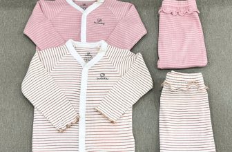 [🆕🇻🇳]  Little BU – Chuyên đồ sơ sinh cao cấp, phân phối chính hãng BU Baby 🧑‍🧒❤️️👶⭐️  SẮM ĐỒ THU ĐÔNG CHỈ #1xx
Bộ dài tay cài giữa SiroMẹ lo bé mặc đồ dài tay bí bách, khó chịu? Yên tâm vì BU đã có set dài tay Siro co giãn ngàn chiều.
T , shares-0✔️ , likes-9❤️️ , date-2024-08-28 19:46:21🇻🇳🇻🇳🇻🇳📰🆕