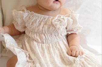 [🆕🇻🇳] Cheli Kid 🌷 – Thời trang thiết kế dành riêng cho các bé yêu 😍  🧑‍🧒❤️️👶⭐️ Một chiếc feedback trộm vía của em bé 5 tháng tuổi mặc Mila dress  cưng xỉu ạ
, shares-0✔️ , likes-0❤️️ , date-2024-08-29 21:55:31🇻🇳🇻🇳🇻🇳📰🆕