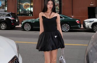 [🆕🇻🇳] SO YOUNG – THE CAT INSIDE YOU 👕 Top1Fashion 👗  Chiếc váy “must-have” để SYGALs bung lụa từ party đến dạo phố với thiết kế chuẩn chill và cực bắt trend, diện 𝐊𝐀𝐓𝐈𝐍𝐀 là auto nổi bật, không lo out trend
_ , shares-2✔️ , likes-24❤️️ , date-2024-08-26 23:03:21🇻🇳🇻🇳🇻🇳📰🆕