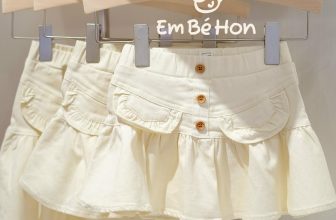 [🆕🇻🇳] EM BÉ HON – Được có mặt trong những khoảnh khắc lớn lên của các em bé – luôn là điều mà tiệm tự hào nhất! 🧑‍🧒❤️️👶⭐️ 2 chiếc chân váy (có lót quần) xuất sắc nhất của tiệm nhỏ chúng mình đã quay trở lạiTừ form dáng đến chất vải k có gì để bàn cãi, nhiều Mommy đã cọc trc , shares-11✔️ , likes-57❤️️ , date-2024-08-27 18:55:49🇻🇳🇻🇳🇻🇳📰🆕