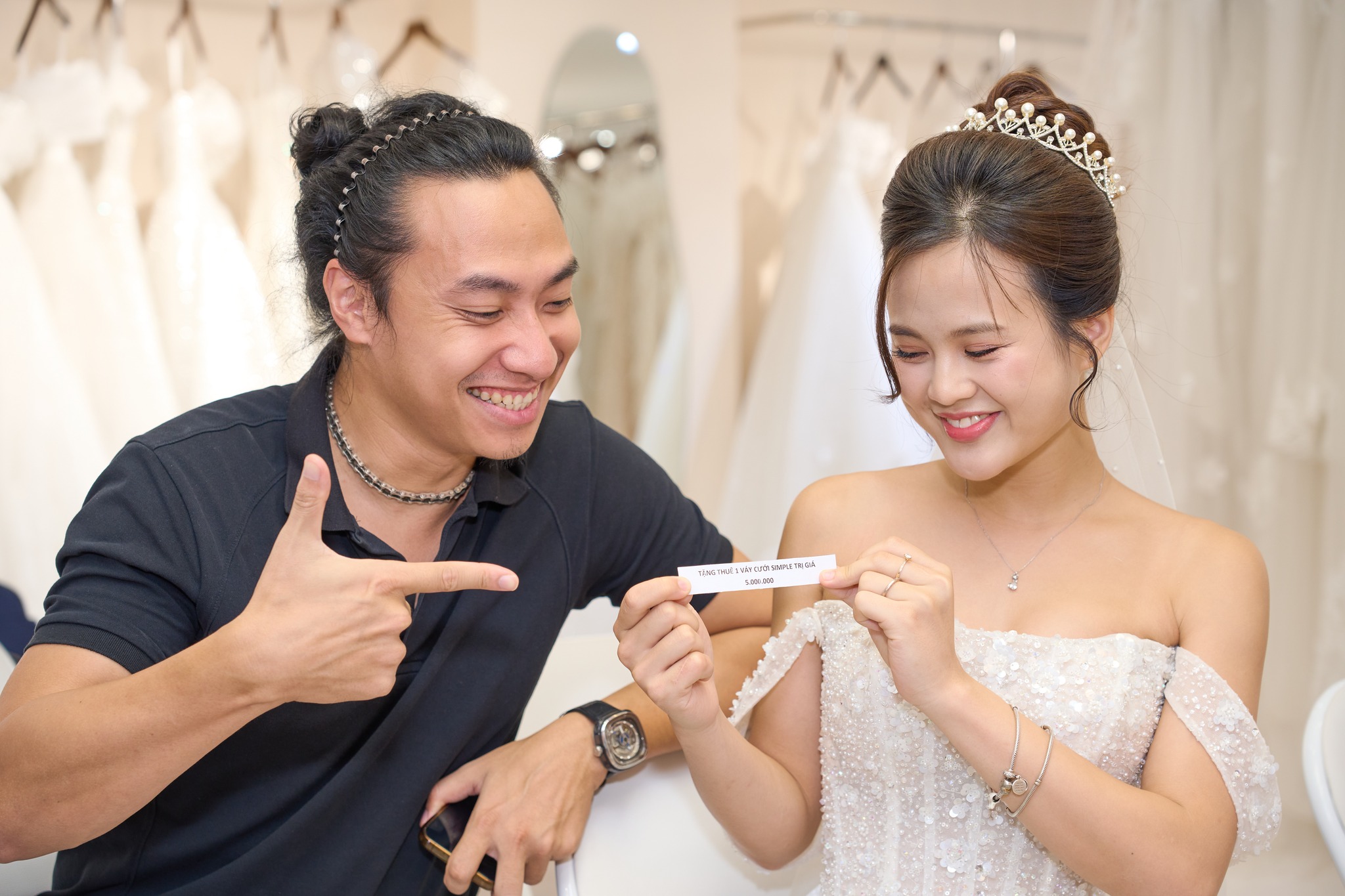 [🆕🇻🇳] ZAMY Việt Nam xuất khẩu – Cửa hàng quần áo nữ 👕 Top1Fashion 👗  Bẵng mấy hôm là quênn mấtt, nhà em về quần tâyy, của các anh, mã Pierre Cardin ~ mã xuất Hàn mà lâu lắm mới có xinh lại
Quần ống đứng để đi làm, quần cạp  , shares-0✔️ , likes-17❤️️ , date-2024-08-26 18:04:57🇻🇳🇻🇳🇻🇳📰🆕