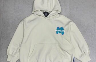 [🆕🇻🇳]  BỐP BỰ – Chuyên quần áo, giày dép, phụ kiện trẻ em cao cấp 🧑‍🧒❤️️👶⭐️ Áo hoodie Uzza e mới về ạ   Hàng có sẵn
Size 120-160 form to
Cho bé 23/58,60kg
, shares-0✔️ , likes-0❤️️ , date-2024-08-30 18:51:47🇻🇳🇻🇳🇻🇳📰🆕