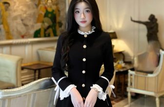 [🆕🇻🇳] Hera Chic – Thời trang nữ thiết kế và may thủ công bằng cả trái tim ♥️ 👕 Top1Fashion 👗   𝐂𝐈𝐍𝐃𝐘 𝐃𝐑𝐄𝐒𝐒
Tiết trời giao mùa cuối hạ đầu thu là thời điểm thích hợp nhất để thêm vào tủ đồ item váy dài tay xinh xắn .
Đây cũng là dịp He , shares-49✔️ , likes-734❤️️ , date-2024-08-31 02:02:59🇻🇳🇻🇳🇻🇳📰🆕