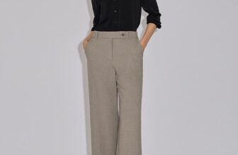 [🆕🇻🇳] The Cyan Pearl VNXK 👕 Top1Fashion 👗  Sơ mi SHEMl55 xuất Hàn chất voan cát đục, mướt nhẹ và không nhăn nhàu, mặc cảm giác thoải mái lắm ạ, form suông, đủ màu như ảnh sz 55 66 cho 50-60kg mặc vừ , shares-1✔️ , likes-23❤️️ , date-2024-09-03 15:44:09🇻🇳🇻🇳🇻🇳📰🆕