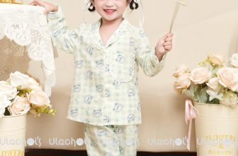 [🆕🇻🇳] ULACHOI’S OFFICIAL STORE – “ĐẸP VÀ CHẤT” 😎❤️️⭐️ Gấu Xinh Yêu Của Mẹ đây rồi  Mẹ thấy con mặc set này có mê không ạ.  Với chất liệu đũi Hàn mềm mại, cực hợp để con mặc trong những ngày thu đông hay nằm đi , shares-0✔️ , likes-14❤️️ , date-2024-09-02 22:33:37🇻🇳🇻🇳🇻🇳📰🆕