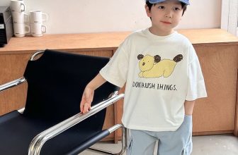 [🆕🇻🇳]  Babynista – Cung cấp quần áo trẻ em xuất khẩu, Cambodia,Thailan, Nhật.. 🧑‍🧒❤️️👶⭐️ Quần kaki dài túi hộp phom rộng cá tính size to đến 45kg
Chất kaki dày dặn , màu xanh mát mắt dễ phối đồ
Mẫu này bé trai bé gái đều mặc được ạ
Size 100  , shares-0✔️ , likes-2❤️️ , date-2024-09-04 19:54:01🇻🇳🇻🇳🇻🇳📰🆕