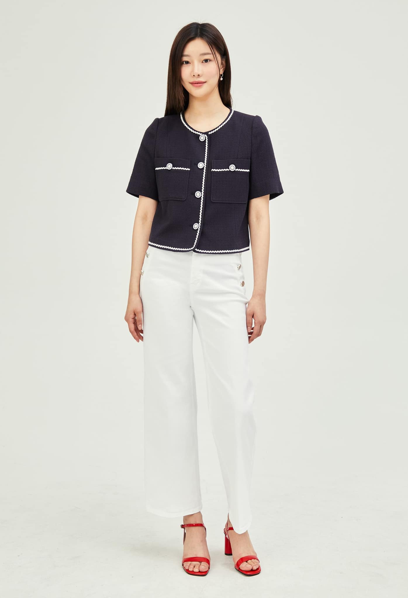 [🆕🇻🇳] Everluxe – Không ngừng sáng tạo ra những điều bất ngờ trong từng sản phẩm đơn giản nhất! 👕 Top1Fashion 👗   NOW-IN-STORE / Summer Best-Sellers
5% OFF for bills > 1,000,000 VND
10% OFF for bills > 2,000,000 VND
20% OFF for bills > 5,000,000 VND MOR , shares-0✔️ , likes-11❤️️ , date-2024-09-04 17:16:12🇻🇳🇻🇳🇻🇳📰🆕