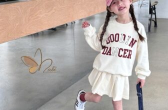 [🆕🇻🇳]  Beboong – Bán Buôn Quần áo Trẻ em 🧑‍🧒❤️️👶⭐️ NB378- HÀNG ĐANG VỀ TRẢ SAU 15 NGÀY
~ NABI KIDS FASHION ~
Set này chắc chắn hợp gu rất nhiều mẹ và bé ạ.
Sweater kết hợp chân váy xòe lên form năng động qu , shares-0✔️ , likes-0❤️️ , date-2024-09-07 15:05:50🇻🇳🇻🇳🇻🇳📰🆕