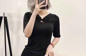 [🆕🇻🇳] H’allure – “If you’re an open book, there’s no allure.” – Alexander McQueen 👕 Top1Fashion 👗  𝐐𝐔𝐈𝐄𝐓𝐋𝐘 𝐂𝐎𝐍𝐅𝐈𝐃𝐄𝐍𝐓   Elegance in simplicity. Let the understated charm of classic speak volumes as you embrace your unique style with every step.
Inbox đ , shares-2✔️ , likes-182❤️️ , date-2024-09-05 17:02:12🇻🇳🇻🇳🇻🇳📰🆕