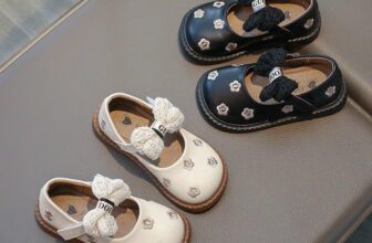 [🆕🇻🇳]  Giày dép bé gái ThiBaby 🧑‍🧒❤️️👶⭐️ Size 22-25 giá 160
Size 26-31 giá 170
, shares-0✔️ , likes-4❤️️ , date-2024-09-02 20:19:13🇻🇳🇻🇳🇻🇳📰🆕