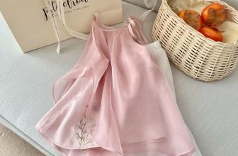 [🆕🇻🇳] P’ti Chou – Thời trang thiết kế dành cho trẻ em 😎❤️️⭐️ Tin vuiiii, với set yếm lụa Nguyệt An, nhà P’ti đang tiến hành làm size cho cả mẹ nữa ạDo sản phẩm cầu kì và mất thời gian thêu nên set yếm chỉ đảm bảo  , shares-0✔️ , likes-18❤️️ , date-2024-09-03 20:53:51🇻🇳🇻🇳🇻🇳📰🆕