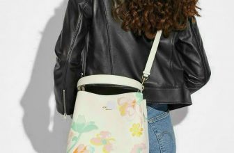 [🆕🇻🇳] Wellcome to CHIC HOUSE by CHIC VNXK 👕 Top1Fashion 👗   SIZE LỚN
C0¥CH T0WN BUCK€T BAG WITH DR€¥MY LAND FLORAL PRINTMẫu hoa xinh xắn được thiết kế cực tinh xảo, cùng với chất liệu da thật nguyên miếng bền bỉ , shares-0✔️ , likes-0❤️️ , date-2024-09-05 13:31:57🇻🇳🇻🇳🇻🇳📰🆕