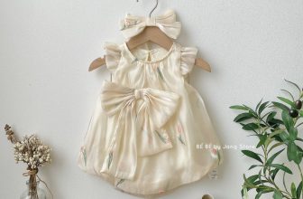 [🆕🇻🇳] BÉ BÉ by Jang Store – Cửa hàng quần áo sơ sinh & trẻ em 🧑‍🧒❤️️👶⭐️  Set này xinhhhh lắm luôn các Mom ạ!
Mix thêm đôi giày là hơi bị đỉnh lun𝗕𝗘́ 𝗕𝗘́ 𝗯𝘆 𝗝𝗮𝗻𝗴𝘀𝘁𝗼𝗿𝗲
——————————————-
Online Shopping , shares-0✔️ , likes-0❤️️ , date-2024-09-05 01:20:04🇻🇳🇻🇳🇻🇳📰🆕