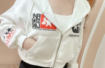 [🆕🇻🇳] Sumo Store – Cửa hàng quần áo nữ 👕 Top1Fashion 👗  Xuất hiện e khoác đẹp mỹ miều như này
Mịn màng, mềm mại mà cực cưng luôn
__________________
487 Lê Văn Sỹ  F12 quận  3
z.a.l.o 0916.30.90.30 (book , shares-0✔️ , likes-291❤️️ , date-2024-09-05 13:00:46🇻🇳🇻🇳🇻🇳📰🆕