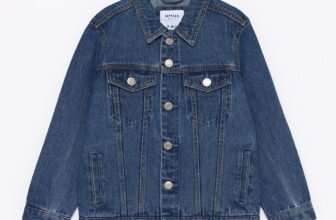 [🆕🇻🇳]  𝐀𝐥𝐯𝐢𝐧 & 𝐁𝐫𝐨𝐭𝐡𝐞𝐫 – 𝘒𝘪𝘥𝘴 𝘈𝘶𝘵𝘩𝘦𝘯𝘵𝘪𝘤 – Quần áo trẻ em nhập khẩu từ Mỹ 😎❤️️⭐️ Mẫu áo khoác bò siêu phẩm dành cho bé trai:
Chất liệu bò mềm cao cấp
Form dáng phong cách, sành điệu
Khoác mùa thu se lạnhCác mẹ inbox Page để nhận b , shares-0✔️ , likes-3❤️️ , date-2024-09-05 01:00:24🇻🇳🇻🇳🇻🇳📰🆕