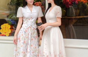 [🆕🇻🇳] Lep’ – Chuyên Váy – Thanh lịch mà vẫn sexy 👕 Top1Fashion 👗  𝐀 𝐝𝐚𝐲𝐝𝐫𝐞𝐚𝐦 𝐝𝐫𝐞𝐬𝐬𝐞𝐝 𝐥𝐢𝐤𝐞 𝐚 𝐝𝐚𝐲𝐝𝐫𝐞𝐚𝐦!
Sử dụng chi tiết corset nhưng với phiên bản tinh giản hơn, 2 thiết kế chiếm trọn trái tim nàng thơ một thời nhờ tôn tr , shares-5✔️ , likes-411❤️️ , date-2024-09-04 15:46:58🇻🇳🇻🇳🇻🇳📰🆕