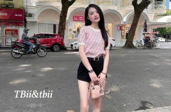 [🆕🇻🇳] Emikids – thời trang trẻ em xuất xịn – Sỉ lẻ thời trang trẻ em 🧑‍🧒❤️️👶⭐️ 230k
Free sz dưới 59kg
Áo Fendi hồng xinh xỉu e về
Hàng mtg mềm , đẹp, chuẩn qccc loại 1, có ánh nhũ cực sịn nha các ty ui
Ngoài nó đẹp dã man lun ah
, shares-0✔️ , likes-0❤️️ , date-2024-09-04 20:02:02🇻🇳🇻🇳🇻🇳📰🆕