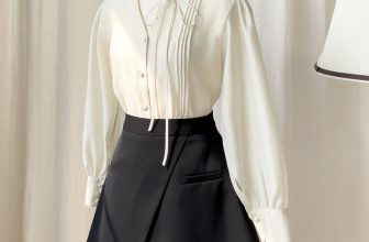 [🆕🇻🇳] Thời Trang Thiết Kế – Kate By Linh Nguyen👕 Top1Fashion 👗  𝐂𝐥𝐚𝐬𝐬𝐢𝐜 𝐒𝐞𝐭 𝐈𝐧 𝐁𝐥𝐚𝐜𝐤 𝐀𝐧𝐝 𝐖𝐡𝐢𝐭𝐞 𝐓𝐨𝐧𝐞
Đề cao sự tối giản nhưng vẫn phảng phất nét độc đáo, mới lạ trong thiết kế mang đậm dấu ấn của sự thanh lịch và tinh t , shares-6✔️ , likes-23❤️️ , date-2024-09-04 16:15:02🇻🇳🇻🇳🇻🇳📰🆕