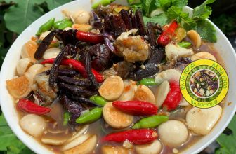 [🆕🇻🇳] BÀ NA FOOD – ĐẶC SẢN CÀ MAU 🍔 Top1Food 🍜 Được thiên nhiên ưu đãi nên ba khía Rạch Gốc rất chắc thịt, thơm và mập mạp. Nên nhà Na chỉ dùng đúng 1 loại ba khía Rạch Gốc mà thôi.
Đang vô mùa rồi k , shares-0✔️ , likes-72❤️️ , date-2024-09-05 16:23:24🇻🇳🇻🇳🇻🇳📰🆕