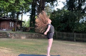 [🆕🇻🇳] Huyền Nguyễn Yoga 🧘 Top1Yoga 🤸🏻‍♀️ Đây là hình ảnh chiều nay của tui khi vừa vác thảm ra định tập Yoga ngoài trời  P/s: Lạc quan vậy thôi chứ nghe tin bão em cũng sợ lắm. Cả nhà nhớ chú ý an , shares-0✔️ , likes-14❤️️ , date-2024-09-06 00:58:13🇻🇳🇻🇳🇻🇳📰🆕