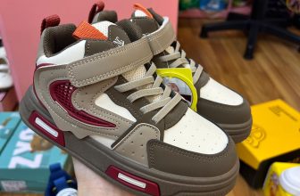 [🆕🇻🇳]  Linh Vit – Chuyên Quần Áo, giày dép , phụ kiện trẻ em từ 1-16 tuổi 🧑‍🧒❤️️👶⭐️ Các mẹ cần giày cho con đi học thì báo e nha, giầy cho zai lớn nhà e đang sẵn ạ
Sz : 32 – 37 , shares-0✔️ , likes-1❤️️ , date-2024-09-05 14:13:47🇻🇳🇻🇳🇻🇳📰🆕