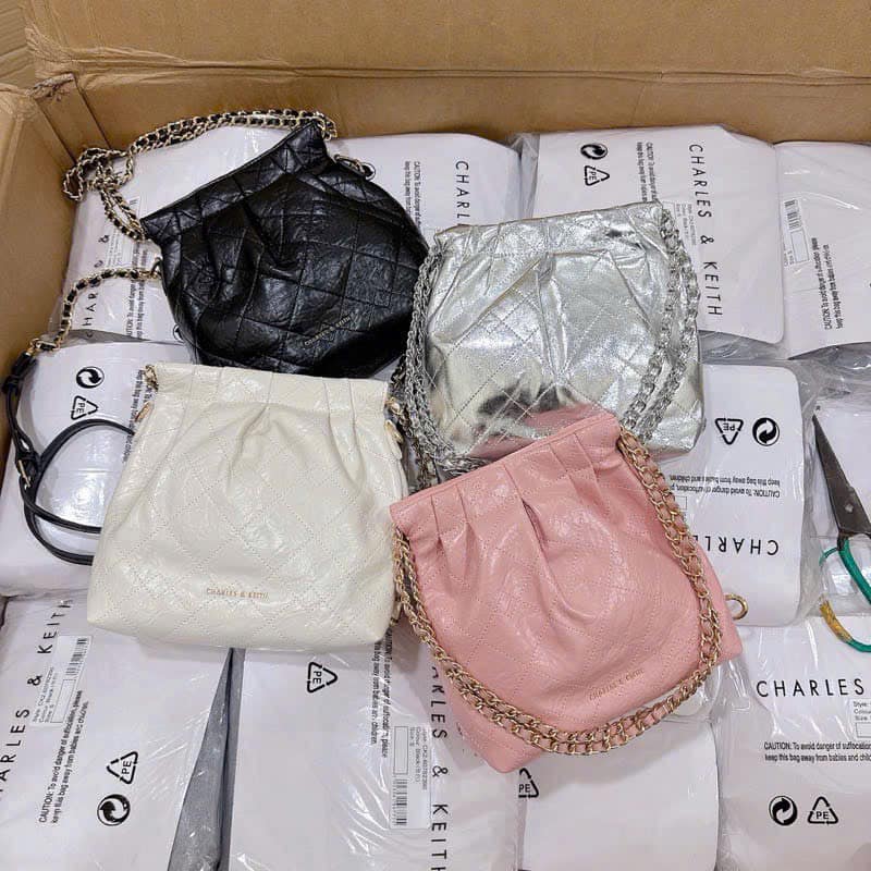 [🆕🇻🇳] Bảo Yến Store – CHUYÊN TÚI XÁCH XUẤT DƯ, SUPER VIP, SIÊU CẤP🛍️🛍️🛍️ 👕 Top1Fashion 👗  Hobooo c.k size nhỏ , các c đeo đc 3 kiểu luôn ạ , tiện lợi nhỏ gọn
, shares-0✔️ , likes-3❤️️ , date-2024-09-06 02:45:28🇻🇳🇻🇳🇻🇳📰🆕