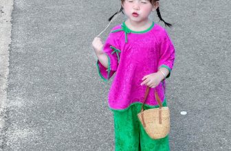 [🆕🇻🇳]  Bơ Hí – Thương hiệu thời trang thiết kế cao cấp dành cho mẹ và bé đẹp 🧑‍🧒❤️️👶⭐️  𝐌𝐞̂ 𝐞𝐦 𝐤𝐡𝐨̂𝐧𝐠 𝐥𝐨̂́𝐢 𝐭𝐡𝐨𝐚́𝐭
Mẹ nhắn Bơ tư vấn size bé mình nha
Bơ có ship Cod và kiểm hàng trước khi nhận ạ
Giá #250k/bộ.
Size lớn có phụ thu , shares-0✔️ , likes-7❤️️ , date-2024-09-05 19:35:31🇻🇳🇻🇳🇻🇳📰🆕