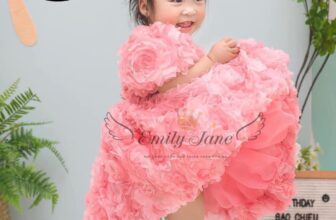 [🆕🇻🇳] Emily Jane – Váy đầm công chúa thiết kế cho bé 🧑‍🧒❤️️👶⭐️ Em là công chúa nhỏ lạc vào nhà cô #EmilyJane
4-49kg.
#feedback #Vaydamthietkecaocap #Vayhoahong #Vaytungbi #Vaydamcongchuabegai #Vayxinhdutiec #Quatang  , shares-0✔️ , likes-8❤️️ , date-2024-09-07 21:10:38🇻🇳🇻🇳🇻🇳📰🆕