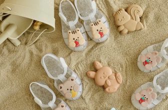 [🆕🇻🇳]  Hằng Japan – Mẹ bầu & Em bé  – Top 10 shop mẹ và bé uy tín nhất VN 🧑‍🧒❤️️👶⭐️  HÀNG CÓ SẴN- Trời ơi, mê quá mê rồi : HÀNG SALE GIÁ TỐT , NHANH TAY NÀO MOM ƠII
Size 140-150-160-170-180Giày LED Clear Sally Dottodot Korea authentic ph , shares-0✔️ , likes-1❤️️ , date-2024-09-10 19:26:22🇻🇳🇻🇳🇻🇳📰🆕