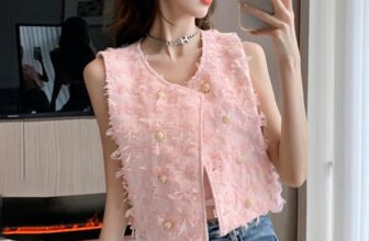 [🆕🇻🇳] Hạnh boutique – Hàng Xách Tay và VNXK 👕 Top1Fashion 👗  Áo chảnh lắm lun các chế nhaaaa. Áo hàng thiết kế may 2 lớp xịn sò, dạ tweed mềm form đỉnh lên người tôn dáng lắm ý ạ, mix chân váy thì sang mà mix quần bò , shares-0✔️ , likes-0❤️️ , date-2024-09-27 01:52:27🇻🇳🇻🇳🇻🇳📰🆕