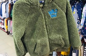 [🆕🇻🇳] Baby Home – Chuyên đồ sơ sinh xuất khẩu – Chuyên sỉ, lẻ quần áo, giầy dép, phụ kiện cho bé yêu 🧑‍🧒❤️️👶⭐️ HÀNG MỚI VỀ
Áo khoác lông gấu
Size cho bé 0-9m
#Giá:130k ( rẻ nhất thị trường )
Hàng xuất dư – tem mác chuẩn Âu
Inbox ngay cho shop để được tư vấn
, shares-0✔️ , likes-8❤️️ , date-2019-01-04 15:43:04🇻🇳🇻🇳🇻🇳📰🆕