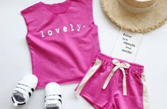 [🆕🇻🇳] Mom Kid’s – Thời Trang Trẻ Em Hàn Quốc 🧑‍🧒❤️️👶⭐️ Chỉ #Vài_Chục_Ngàn mẹ sở hữu ngay Set #Love_Ly tuyệt đẹp cho bé yêu nhà mình ạ!
Quá ưng, quá chất. Các mẹ nhận hàng không đúng như mẫu cứ hoàn lại luôn ch , shares-33✔️ , likes-2K❤️️ , date-2020-03-30 05:02:00🇻🇳🇻🇳🇻🇳📰🆕