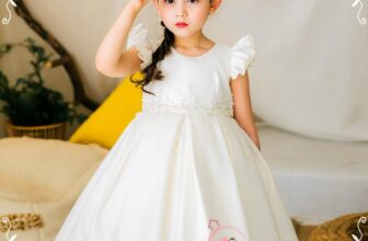 [🆕🇻🇳]  Đầm Công Chúa Cho Bé Gái – Khánh Linh Kids 🧑‍🧒❤️️👶⭐️ Váy trẻ em biểu diễn  FreeShip + TẶNG KÈM TURBAN  Đầm công chúa Evelyn cho bé Mã VF30 E001MÔ TẢ SẢN PHẨM:– Váy công chúa #Evelyn_HP cho bé gái với thiế , shares-0✔️ , likes-0❤️️ , date-2020-09-27 00:20:00🇻🇳🇻🇳🇻🇳📰🆕