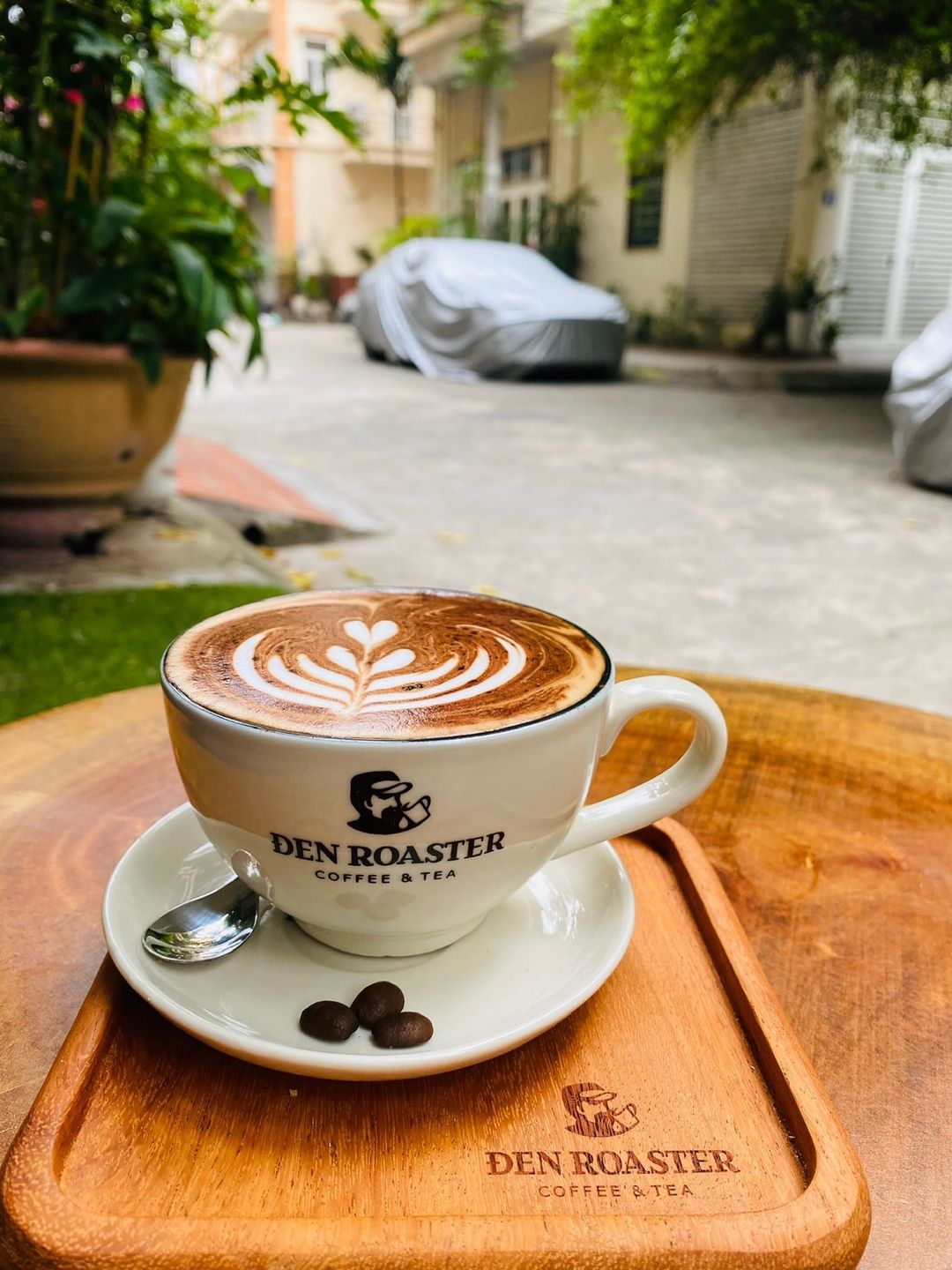 [☕️🇻🇳] ĐEN ROASTER Coffee – Tea 🥤 Top1Coffee ☕️ Mocha Coffee – thức uống ấm lòng khi đông vềCà phê Mocha hay còn gọi là Mocaccino là một biến thể mang hương vị sô-cô-la của  , shares-1✔️ , likes-13❤️️ , date-2020-10-31 15:25:00🇻🇳🇻🇳🇻🇳📰🆕