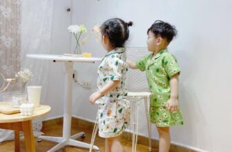 [🆕🇻🇳]  DaBi Kids – Thời trang trẻ em thiết kế 🧑‍🧒❤️️👶⭐️ – 𝐵𝑂̣̂ 𝑃𝐼𝐽𝐴𝑀𝐴 𝐻𝑂𝐴̣ 𝑇𝐼𝐸̂́𝑇 𝑄𝑈𝐴̉ 𝐵𝑂̛
Chỉ #159k/ 2 bộ miễn phí giao hàng toàn quốcBộ đồ được làm từ chất liệu Kate Thái mềm mại, thoáng mát phù hợp với  , shares-1✔️ , likes-46❤️️ , date-2021-04-05 08:24:32🇻🇳🇻🇳🇻🇳📰🆕