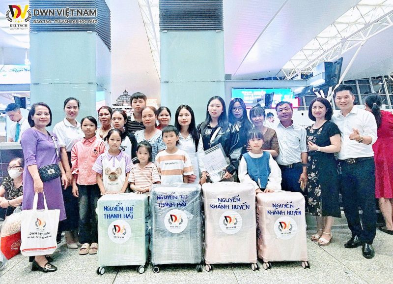 20 – 10 Xinh đẹp Trên Toàn Hệ Thống DWN Việt Nam  [👨‍🎓🇻🇳] dwn.com.vn