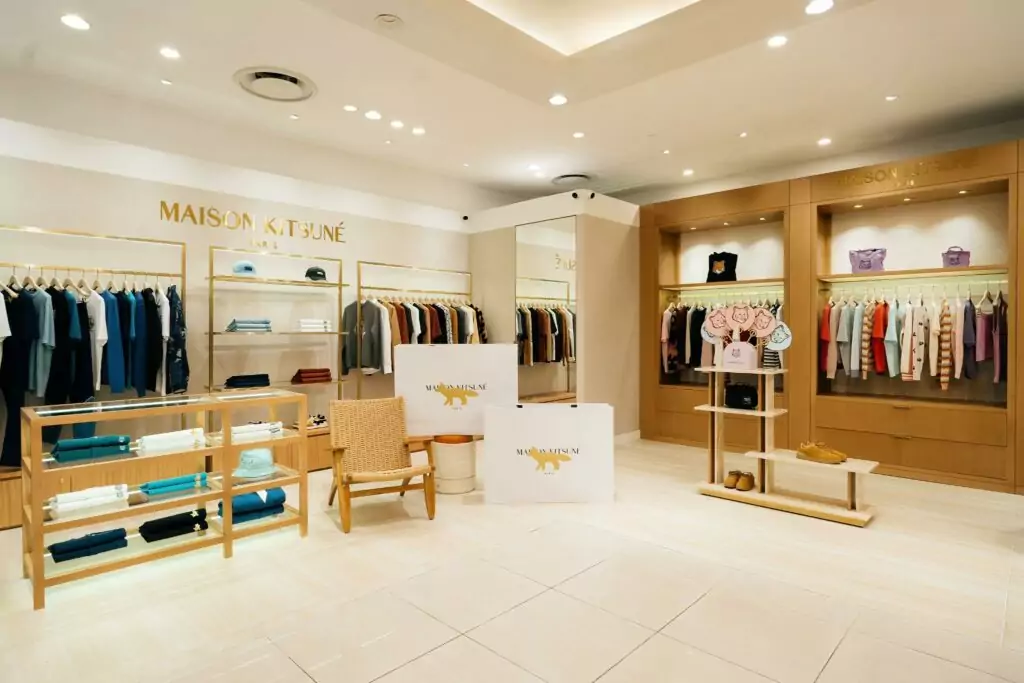 MAISON KITSUNÉ KHAI TRƯƠNG CỬA HÀNG MỚI TẠI TTTM TAKASHIMAYA - Tamson