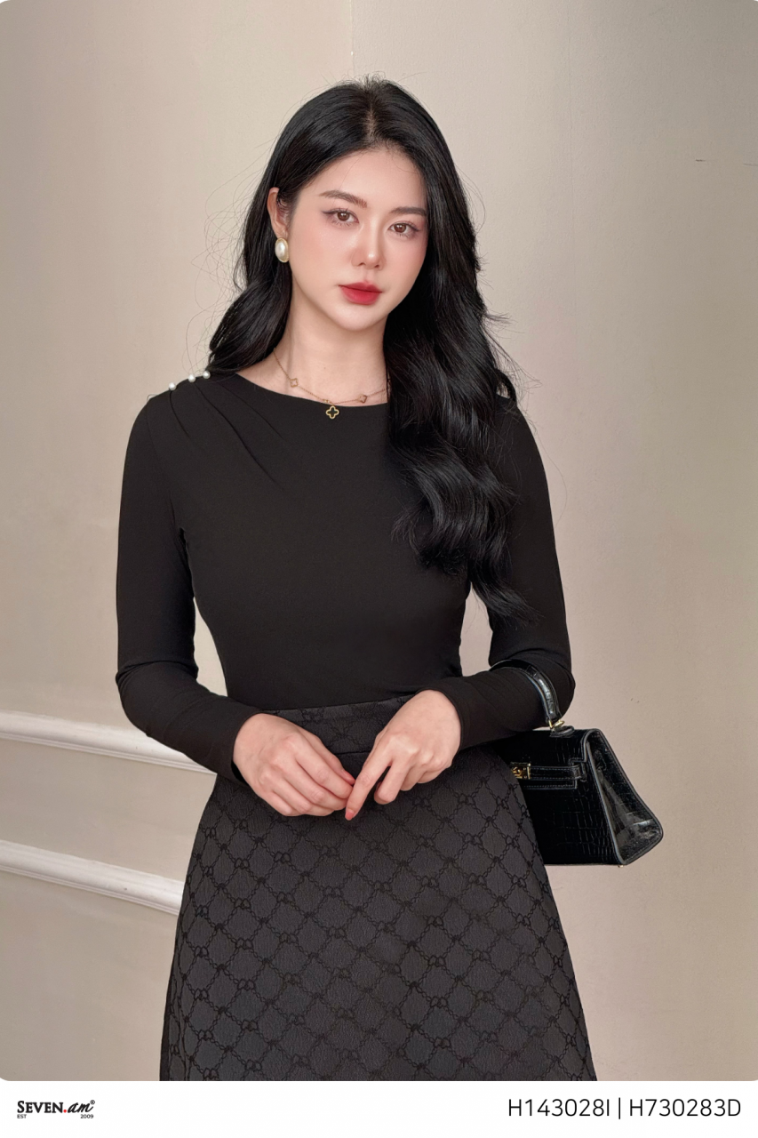 [🛒🇻🇳]Áo thun dài tay vai đính hạt 2 màu basic thời trang nữ H143028I – Seven.AM , SKU – – sevenam.vn 🇻🇳🛒Top1Shop🛒 🇻🇳Top1Vietnam🇻🇳 🛍🛒🇻🇳